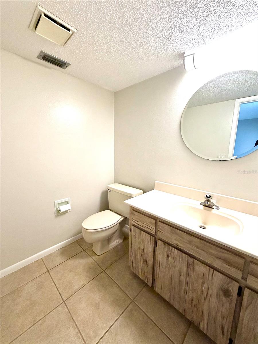 14904 LAKE FOREST DR, LUTZ, FL, 33559