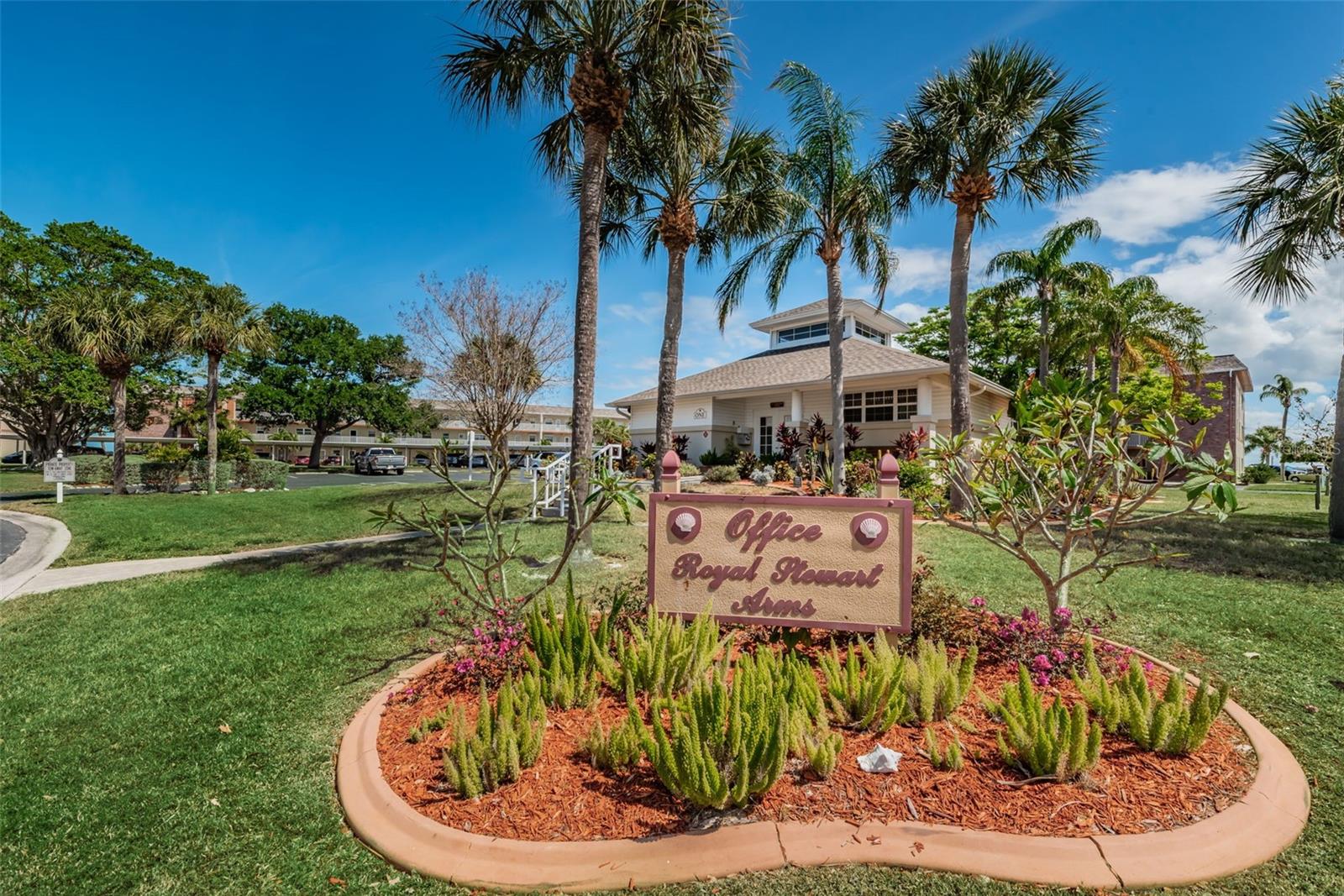 2 CAUSEWAY BLVD #208, DUNEDIN, FL, 34698