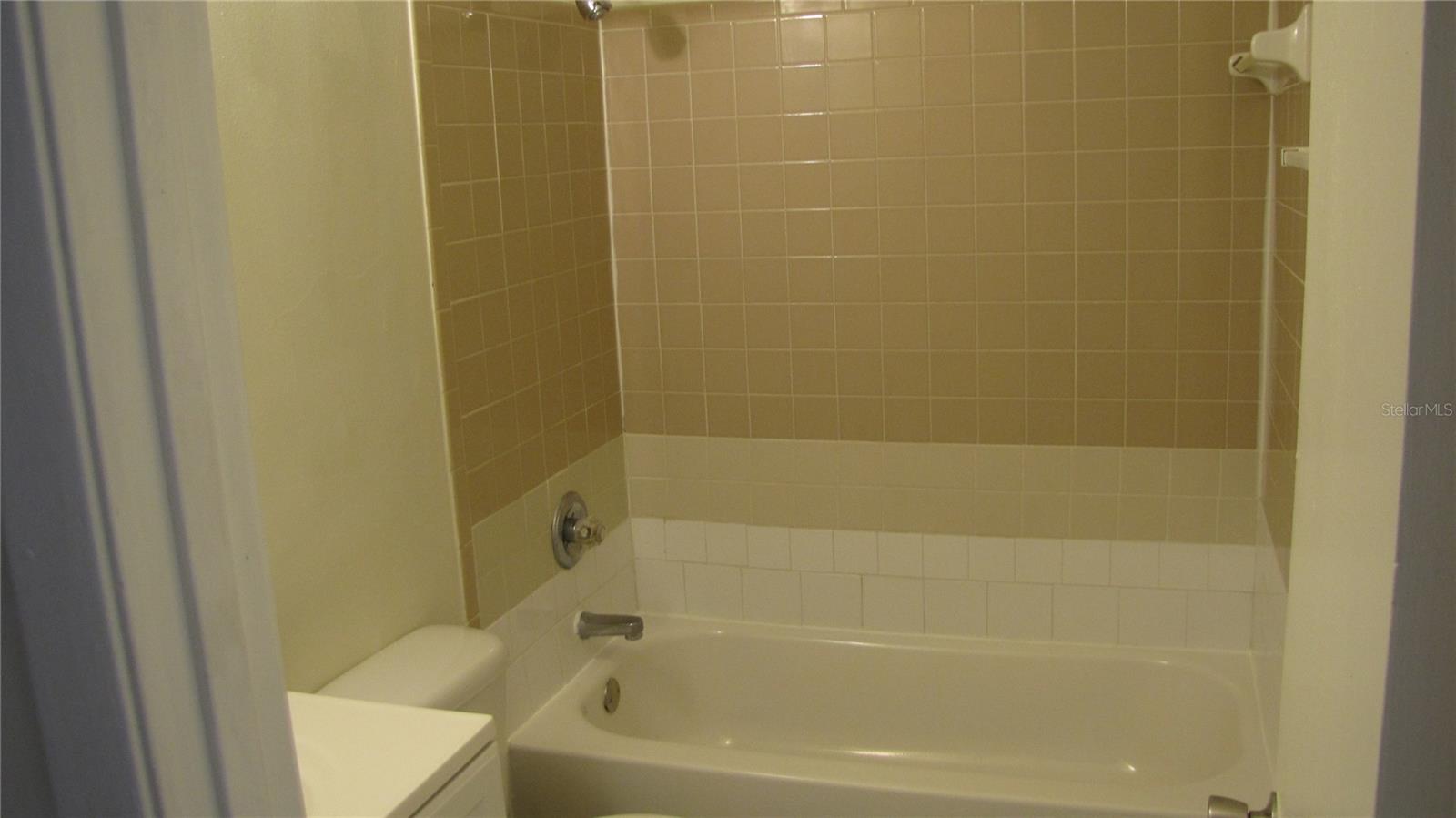 5215 E COLUMBUS DR #A, TAMPA, FL, 33619