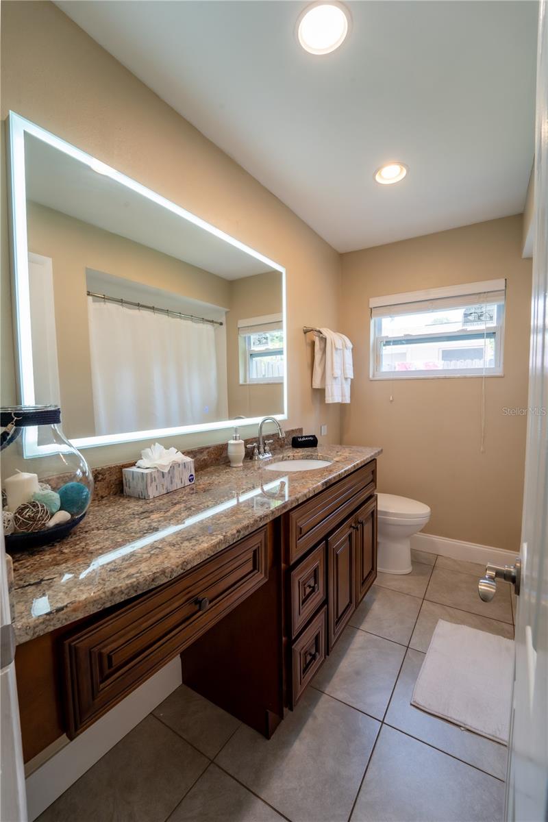 6007 N HIMES AVE, TAMPA, FL, 33614