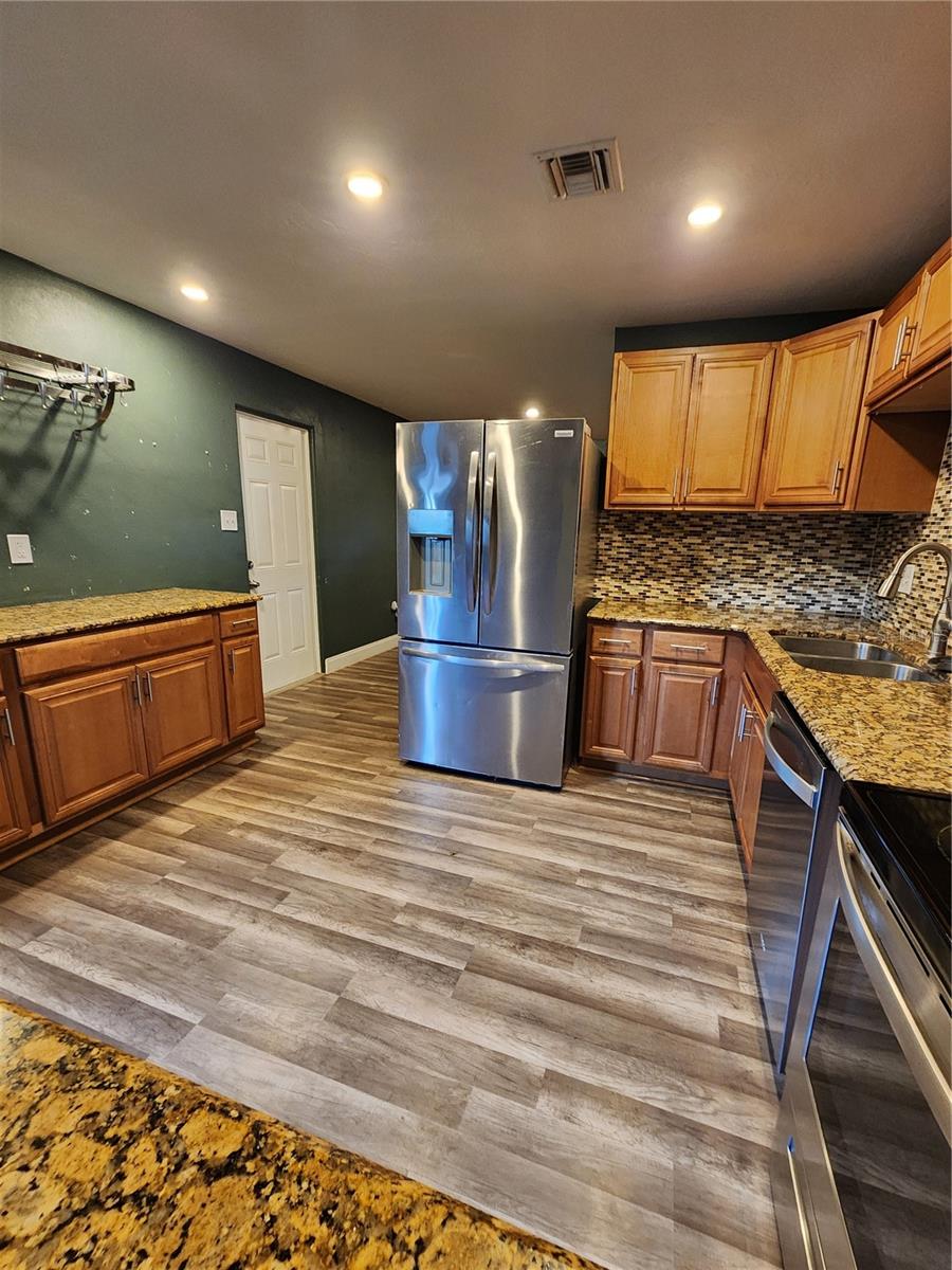 5973 MCKEE LAKE DR N, ST PETERSBURG, FL, 33709