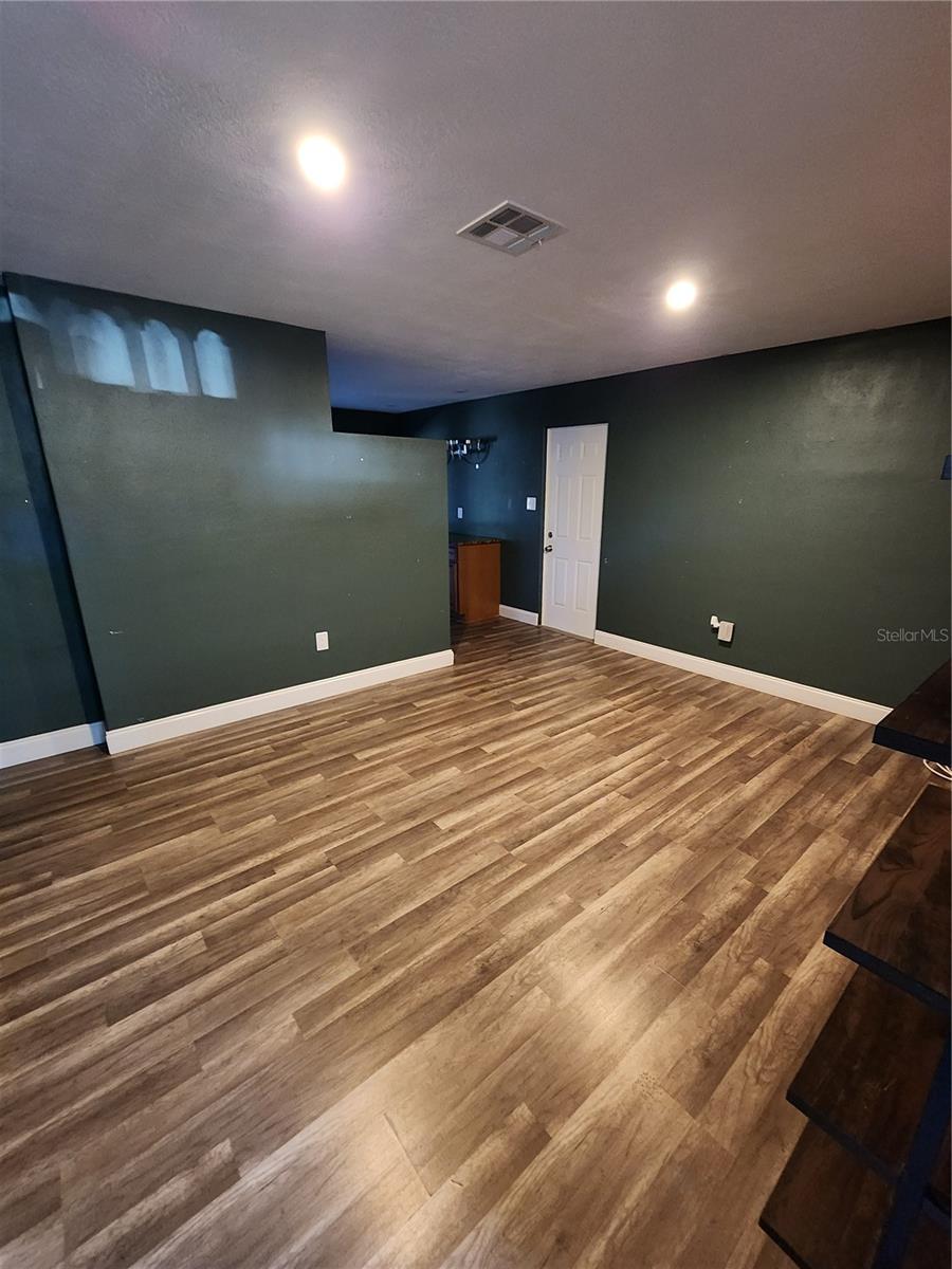 5973 MCKEE LAKE DR N, ST PETERSBURG, FL, 33709