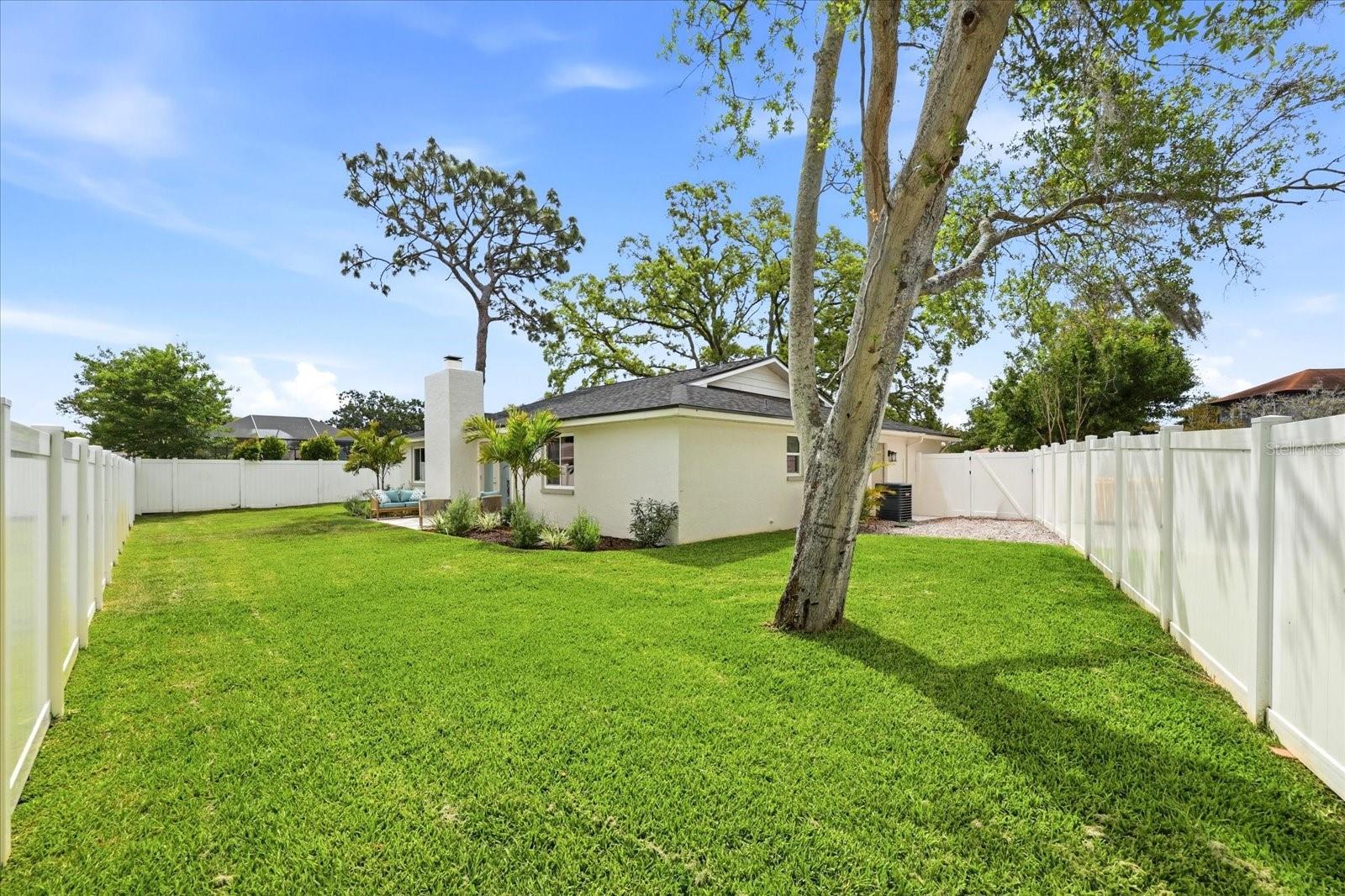 12021 107TH CT, LARGO, FL, 33778