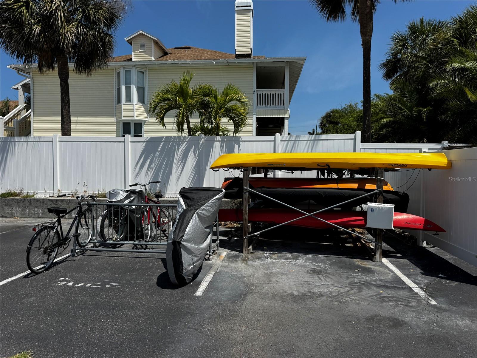 10365 PARADISE BLVD #9, TREASURE ISLAND, FL, 33706