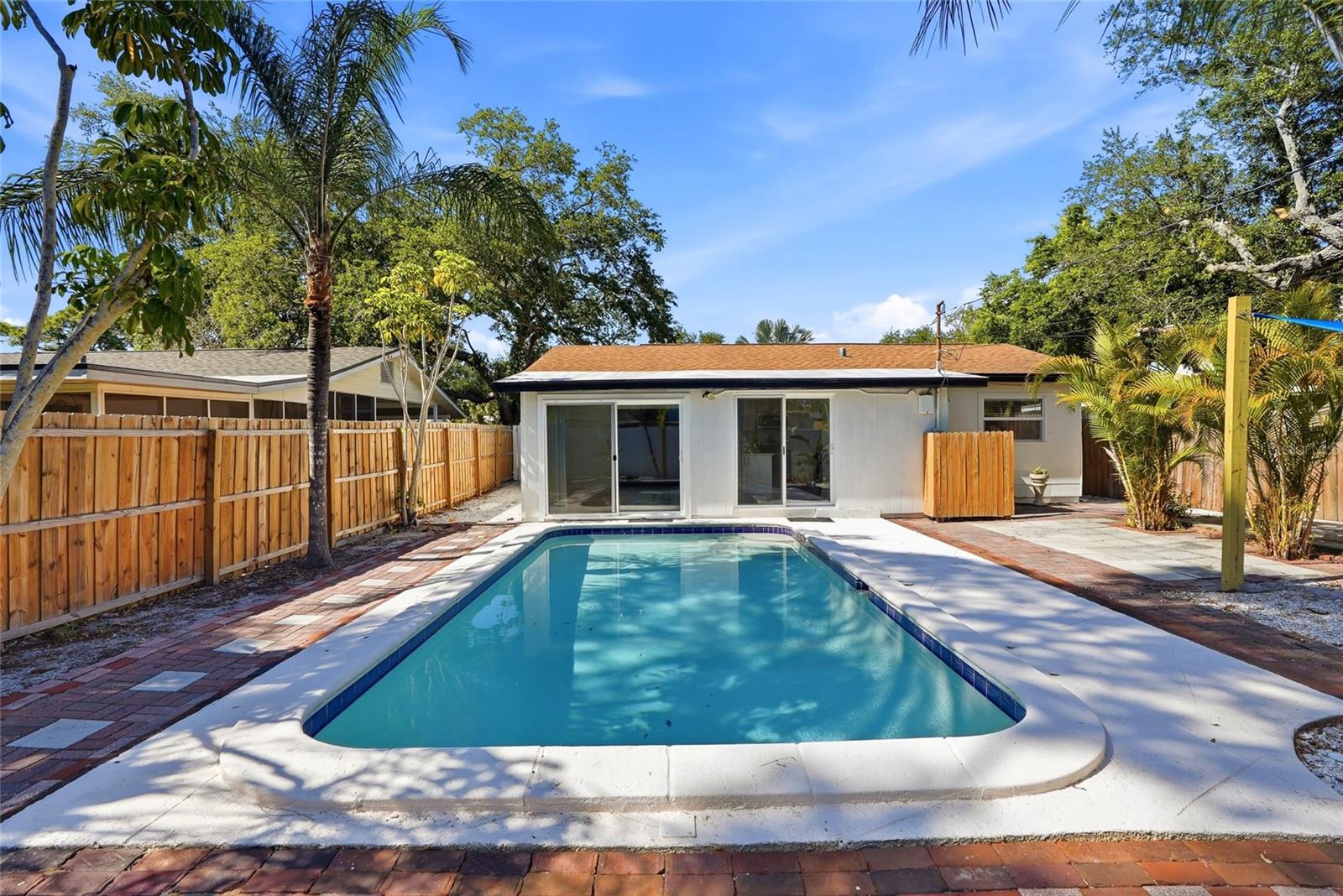 8020 24TH AVE N, ST PETERSBURG, FL, 33710