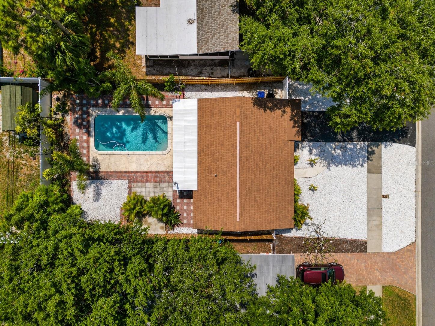 8020 24TH AVE N, ST PETERSBURG, FL, 33710