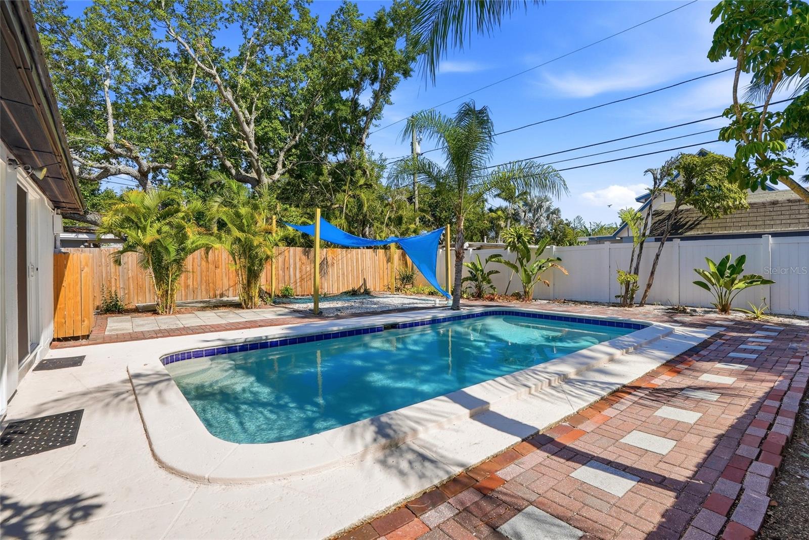 8020 24TH AVE N, ST PETERSBURG, FL, 33710