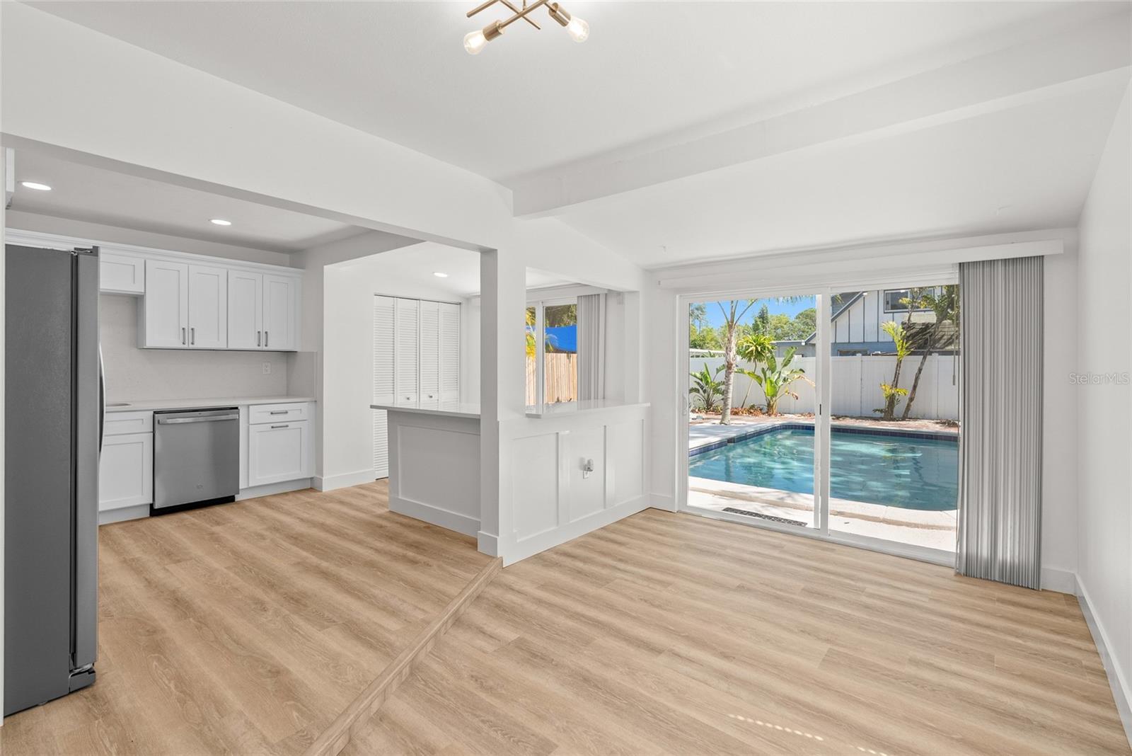 8020 24TH AVE N, ST PETERSBURG, FL, 33710