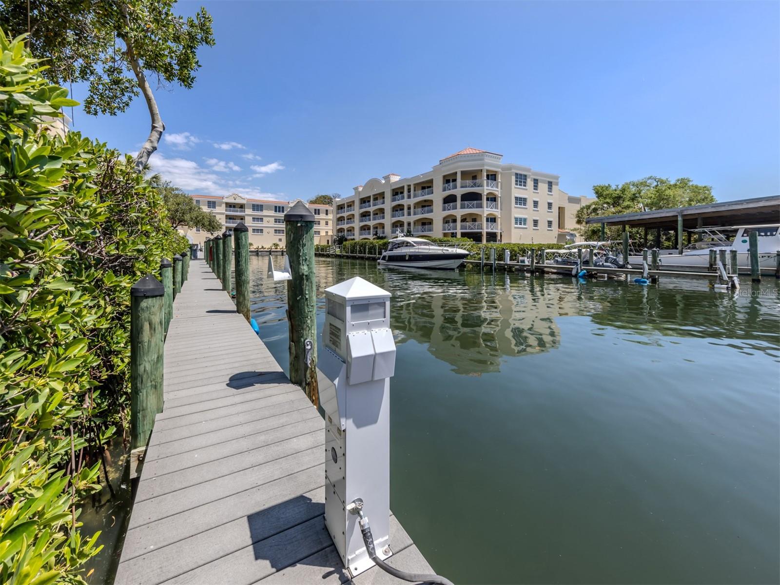 14021 BELLAGIO WAY #404, OSPREY, FL, 34229