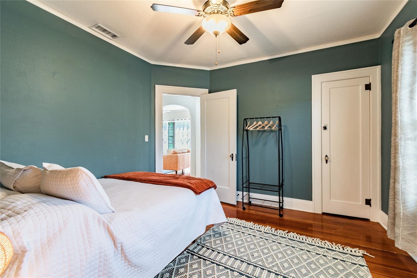 310 E PARIS ST, TAMPA, FL, 33604