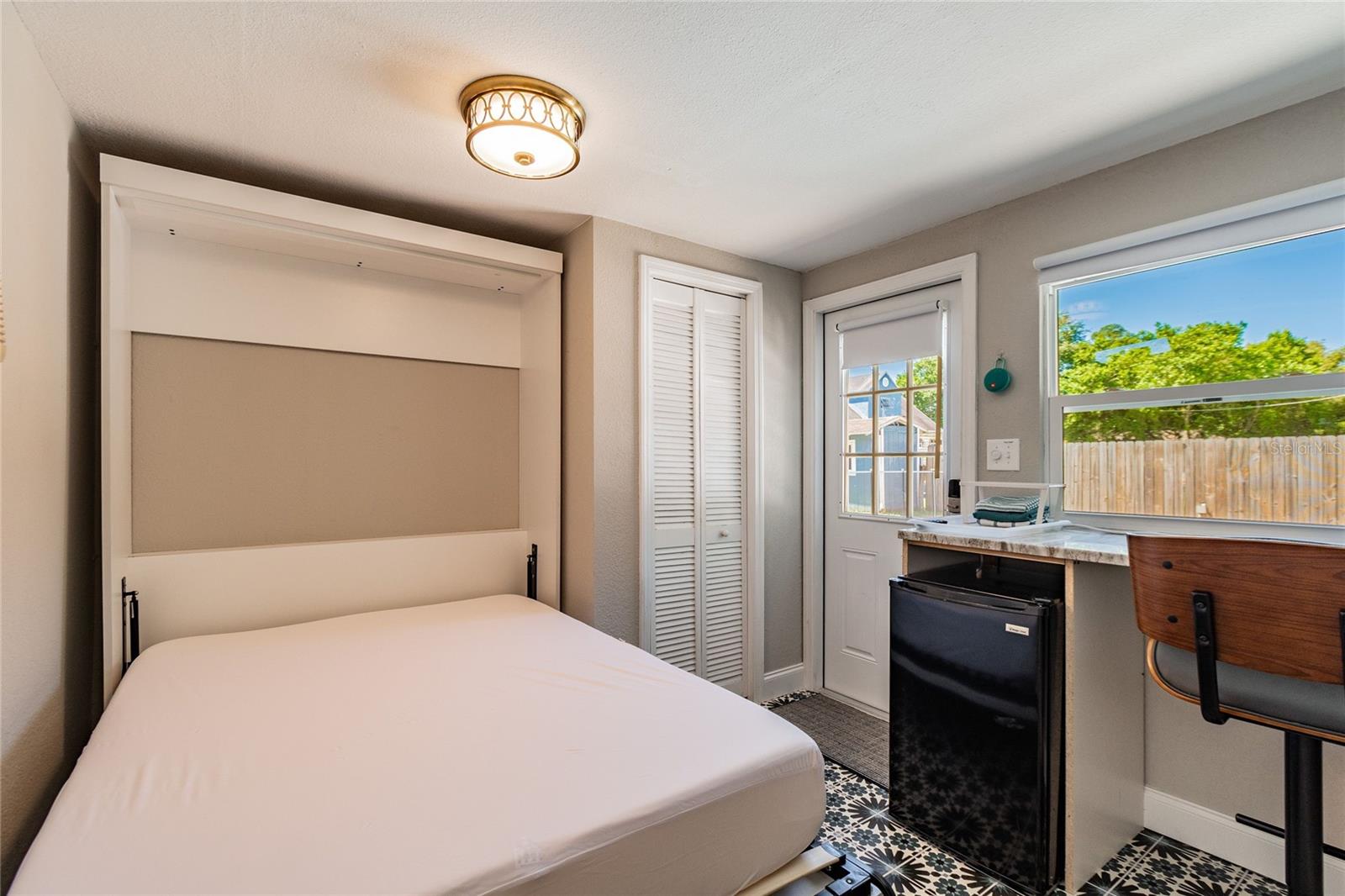 310 E PARIS ST, TAMPA, FL, 33604