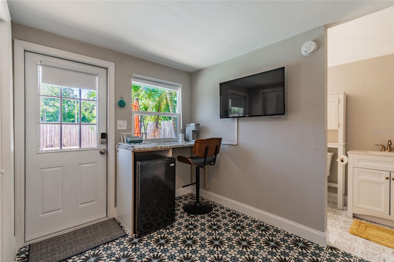 310 E PARIS ST, TAMPA, FL, 33604