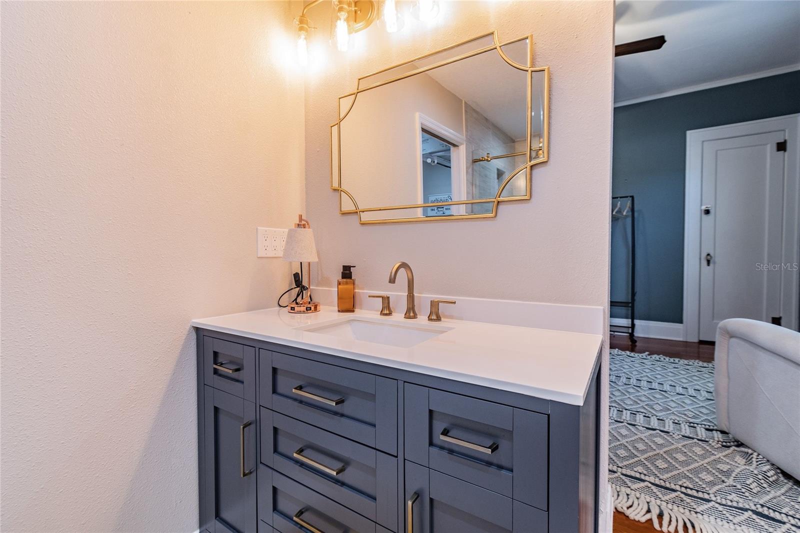 310 E PARIS ST, TAMPA, FL, 33604