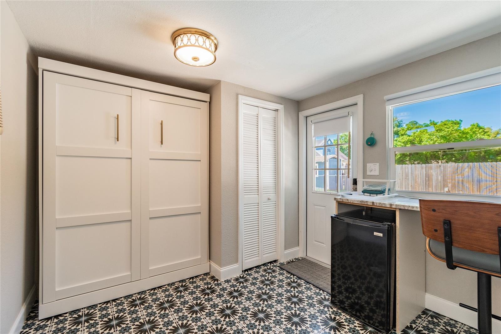 310 E PARIS ST, TAMPA, FL, 33604