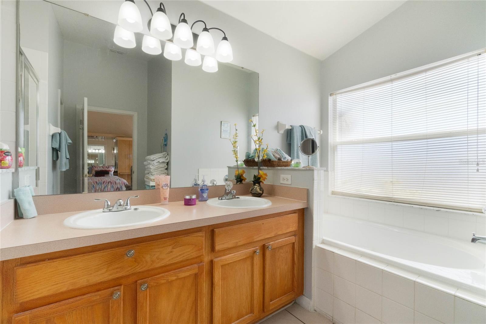 640 LADY DIANA DR, DAVENPORT, FL, 33837