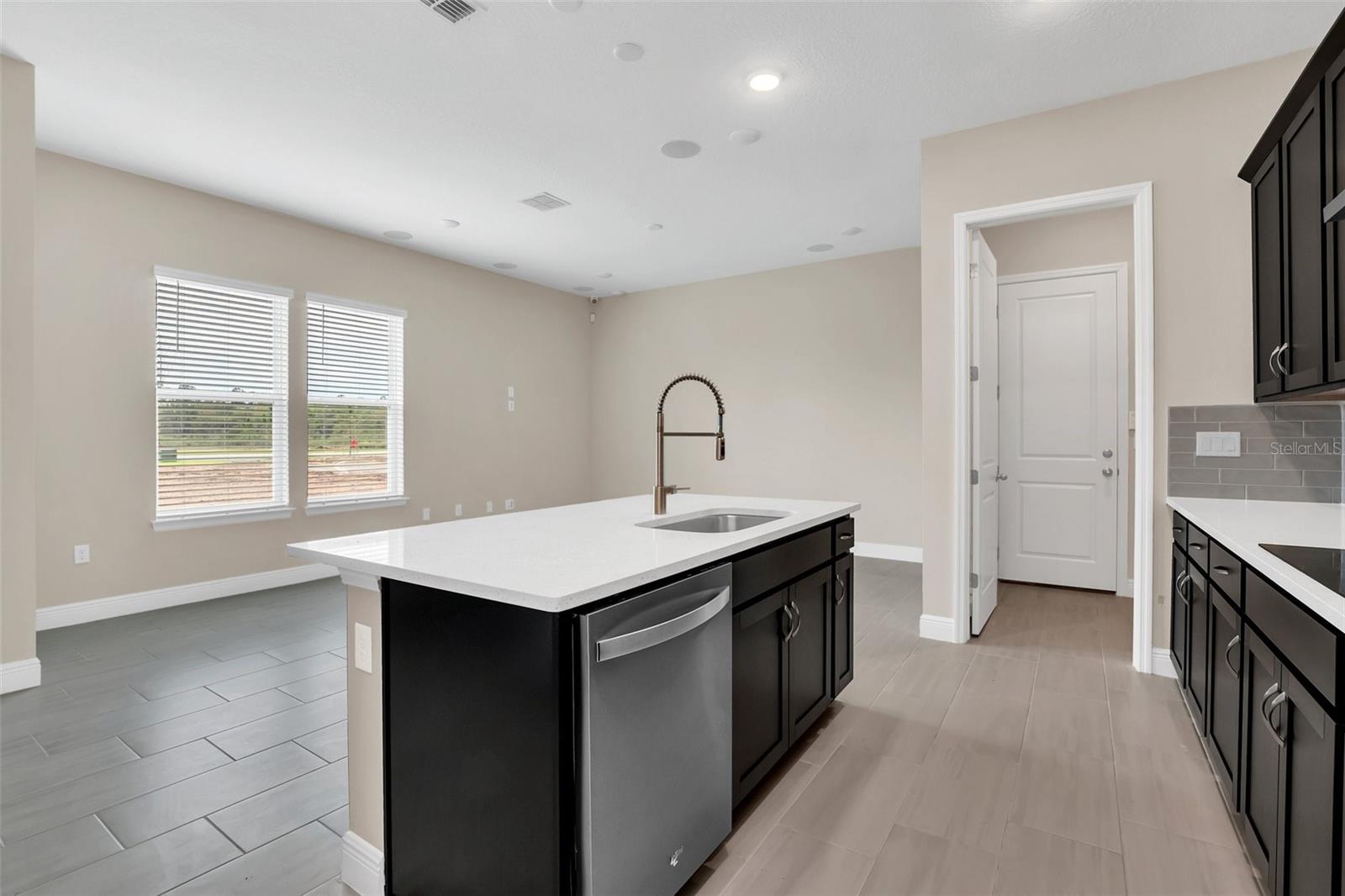 2953 VOYAGER AVE, ST CLOUD, FL, 34771