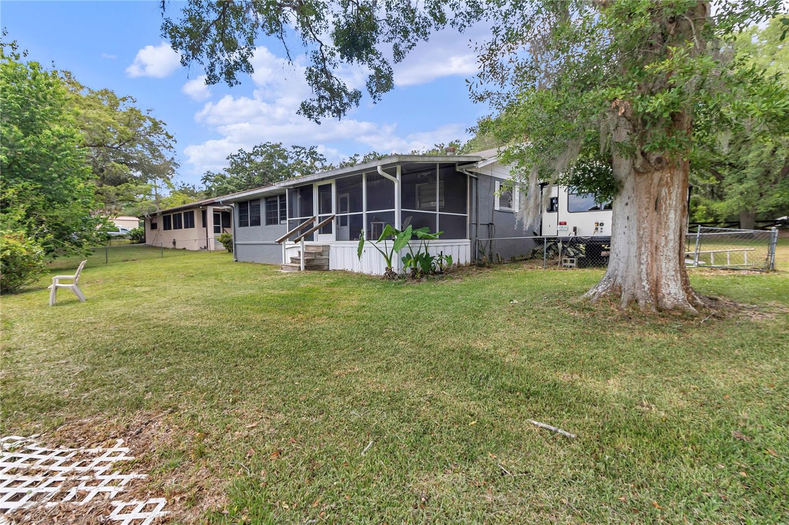 16738 SE 63 LN, OCKLAWAHA, FL, 32179