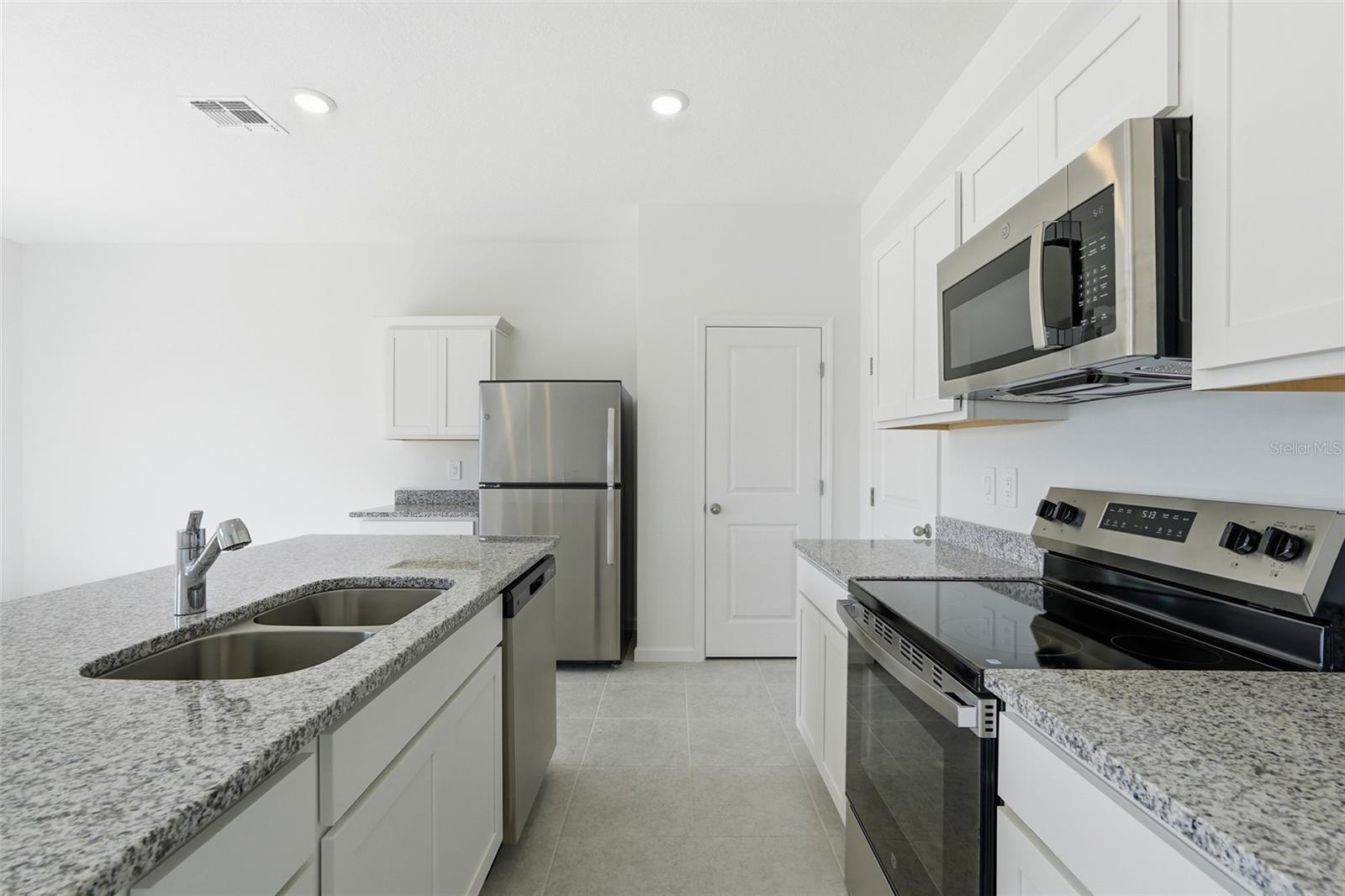 5822 KALAMATA DR, POLK CITY, FL, 33868