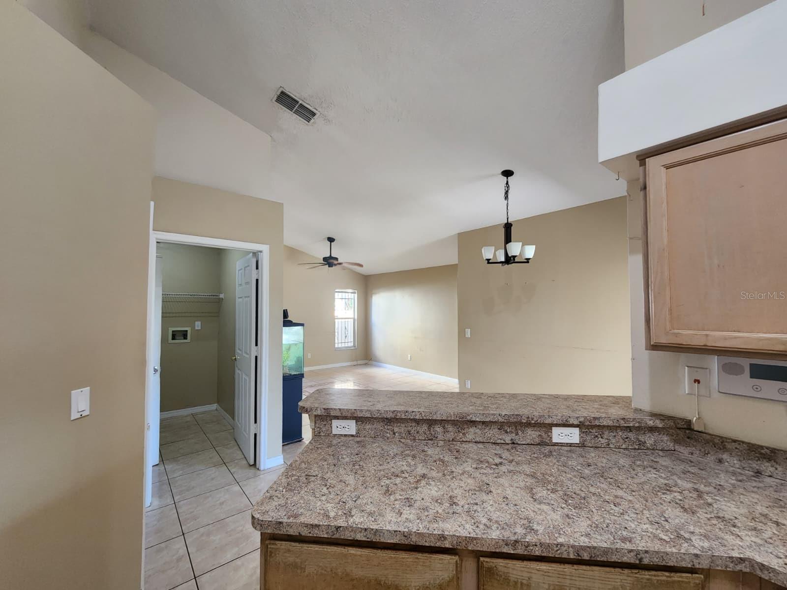 8001 STIRRUPWOOD CT, ORLANDO, FL, 32818