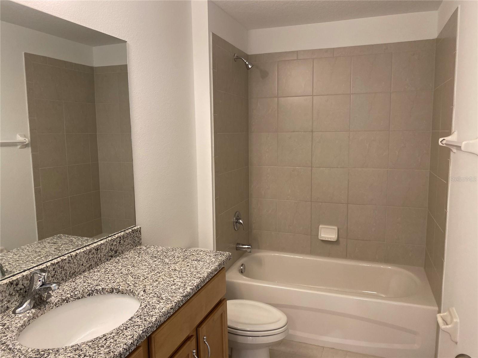 10 PONTIAC LN #B, PALM COAST, FL, 32164