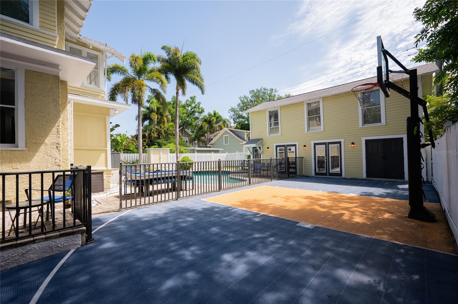 814 S WILLOW AVE, TAMPA, FL, 33606