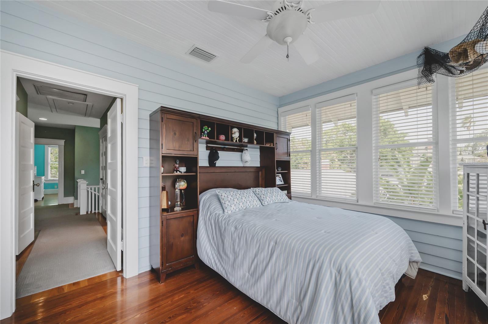 814 S WILLOW AVE, TAMPA, FL, 33606