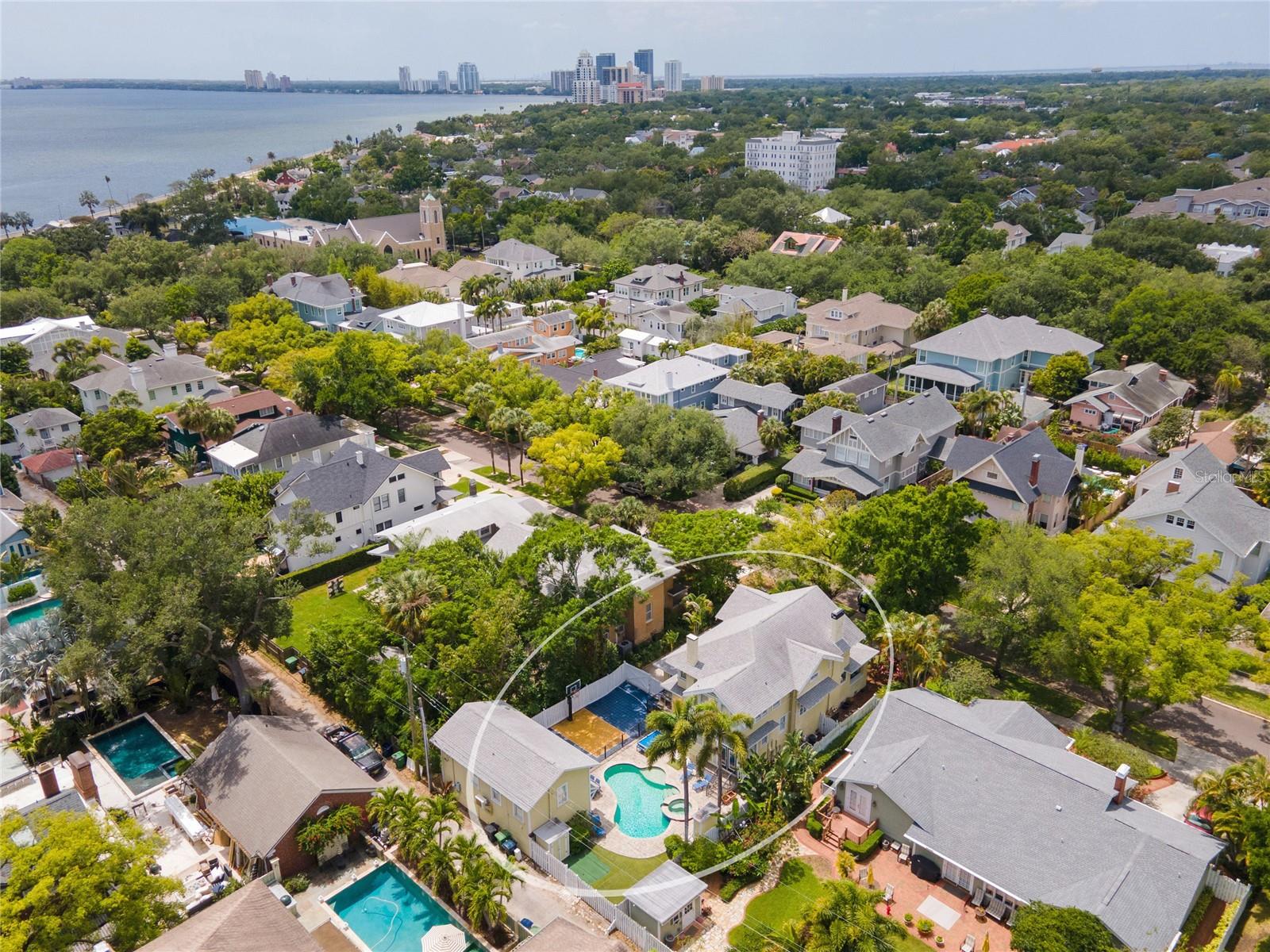 814 S WILLOW AVE, TAMPA, FL, 33606