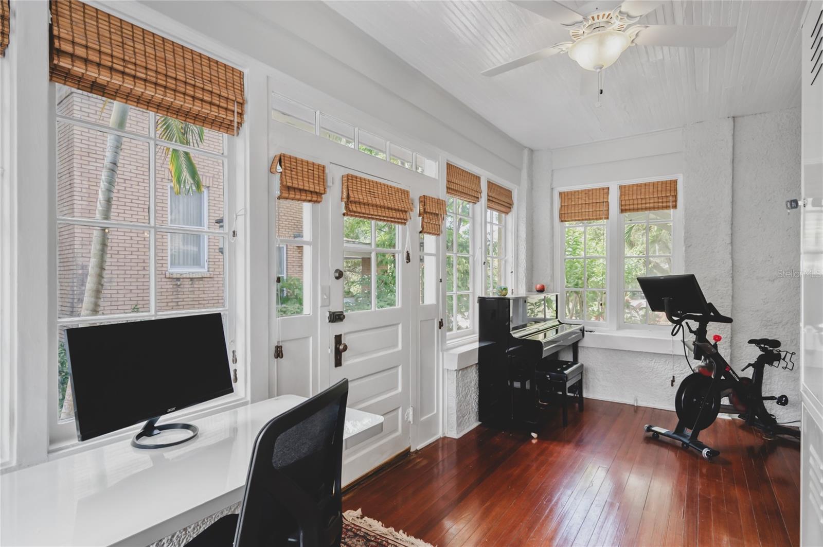 814 S WILLOW AVE, TAMPA, FL, 33606