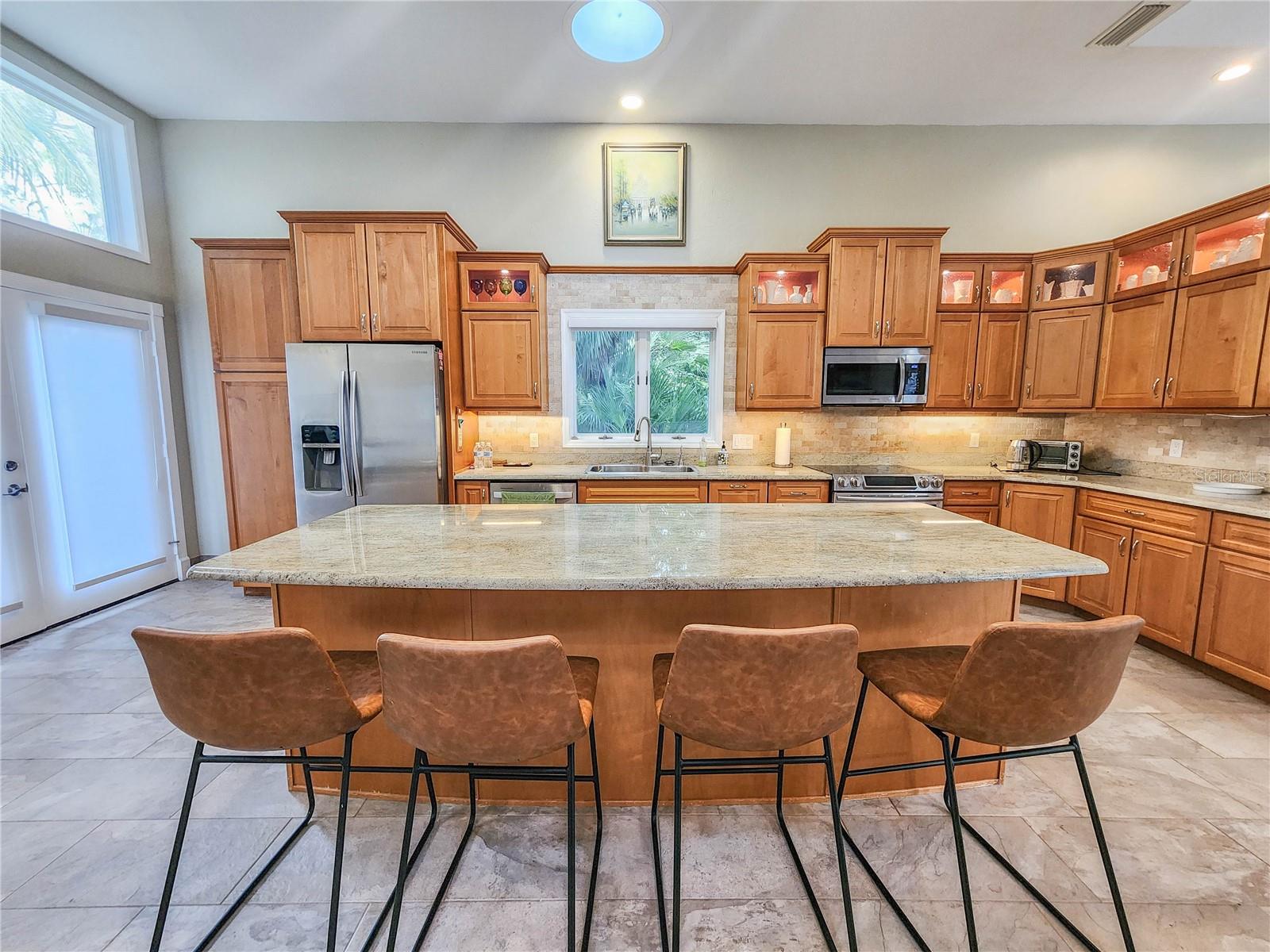 1 BAY POINTE DR, ORMOND BEACH, FL, 32174