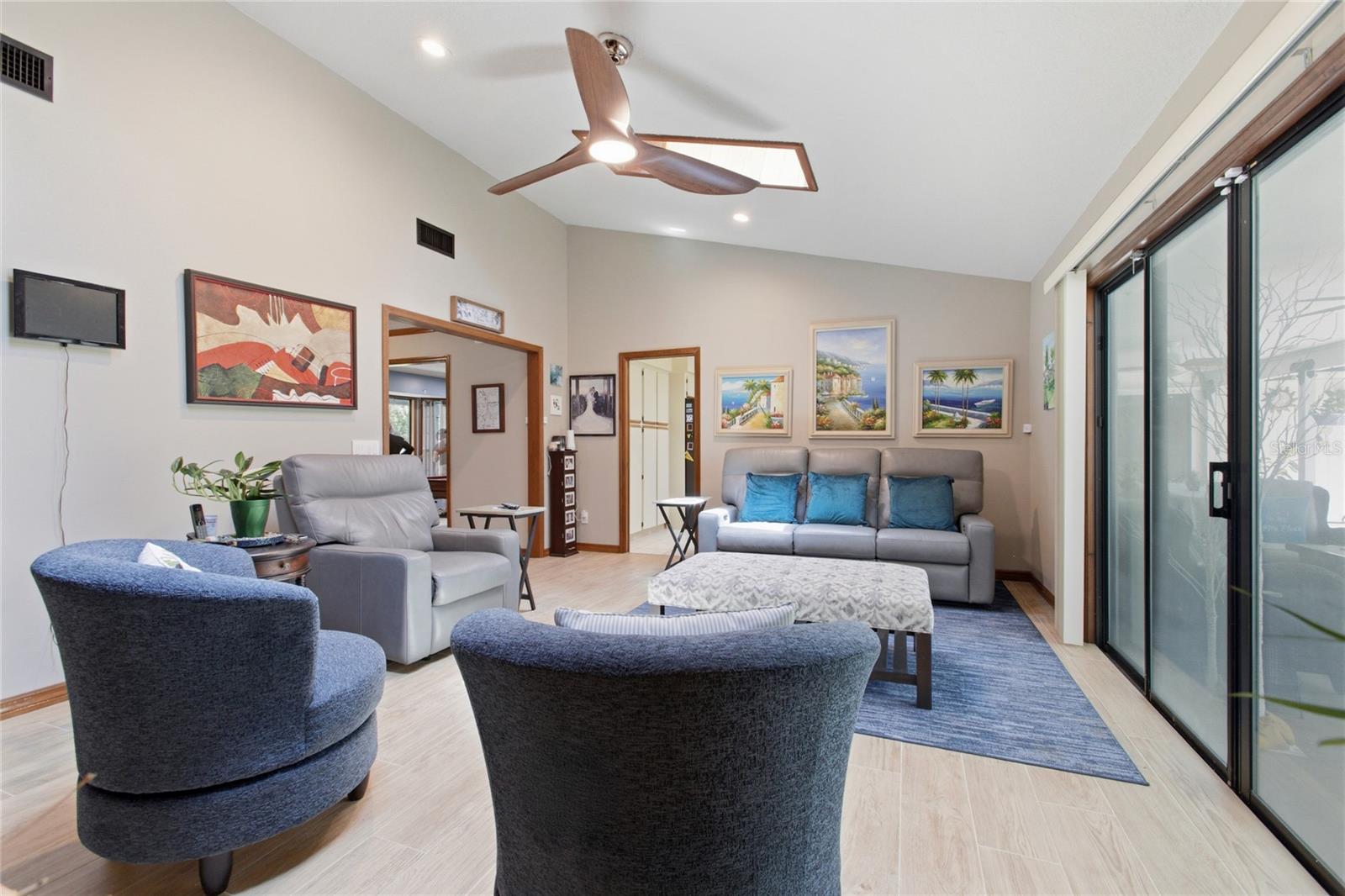 128 W GREENTREE LN, LAKE MARY, FL, 32746