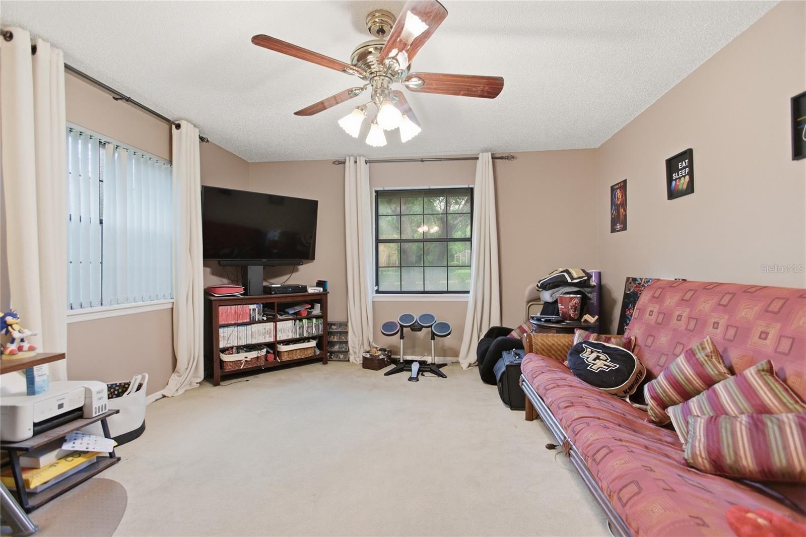 128 W GREENTREE LN, LAKE MARY, FL, 32746