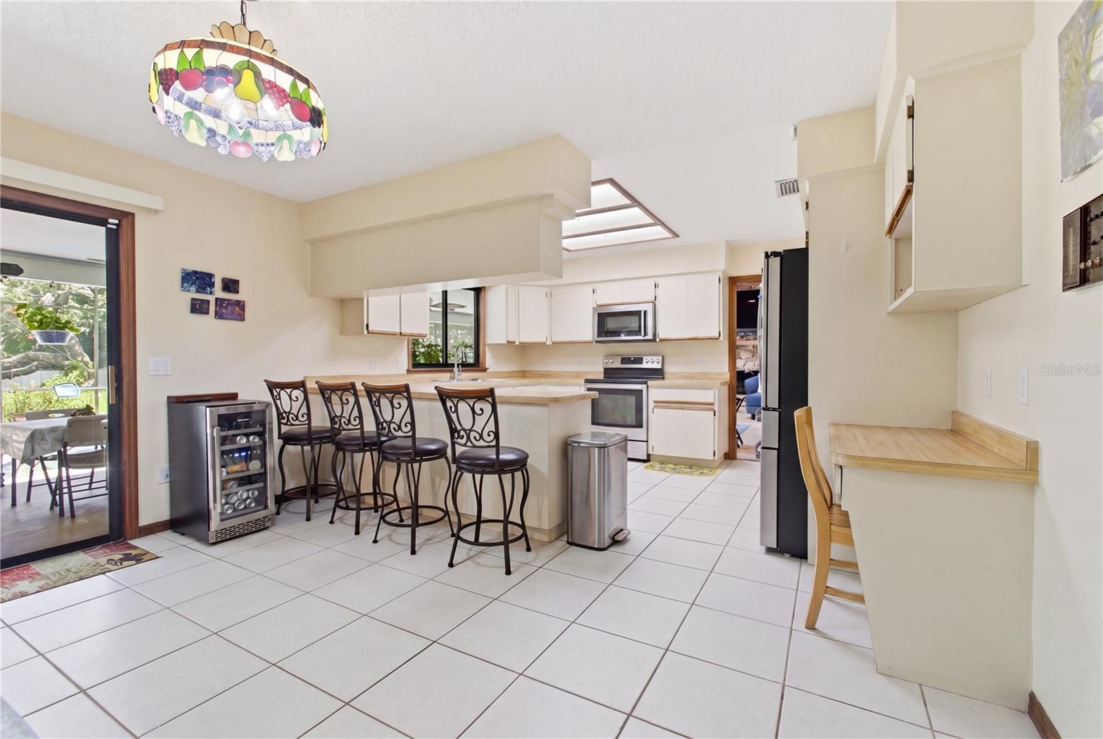 128 W GREENTREE LN, LAKE MARY, FL, 32746