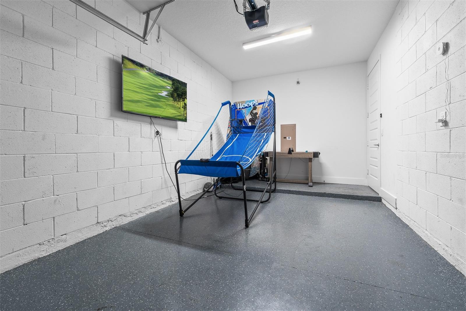 856 DRIVING RANGE CT, REUNION, FL, 34747