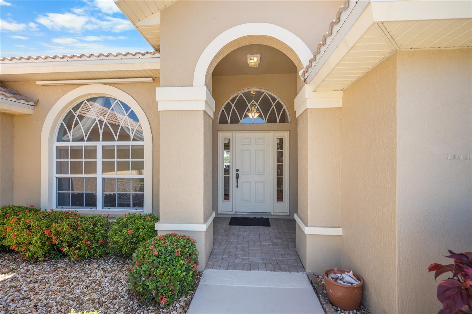 8207 LAKESIDE DR, ENGLEWOOD, FL, 34224