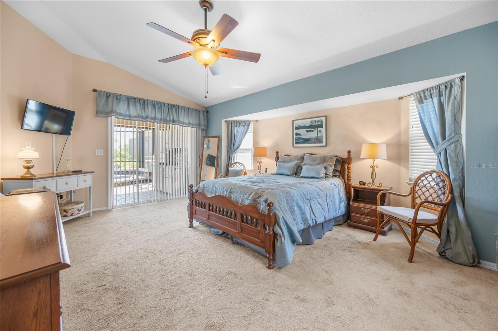 8207 LAKESIDE DR, ENGLEWOOD, FL, 34224