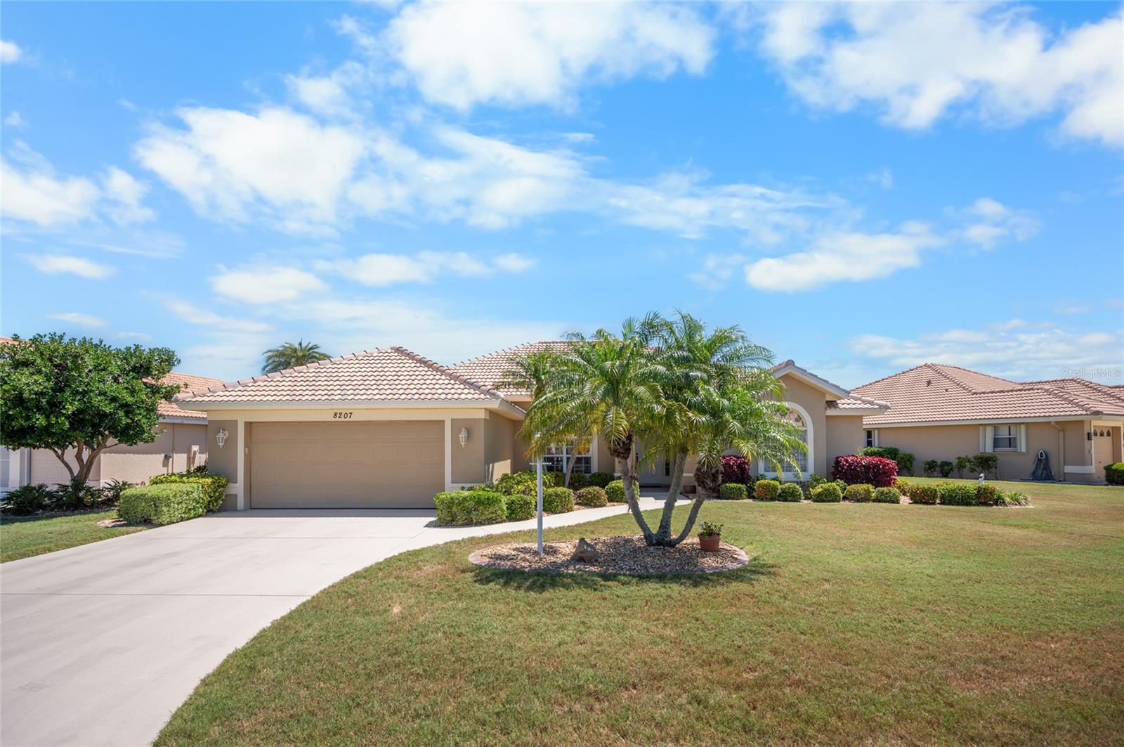 8207 LAKESIDE DR, ENGLEWOOD, FL, 34224