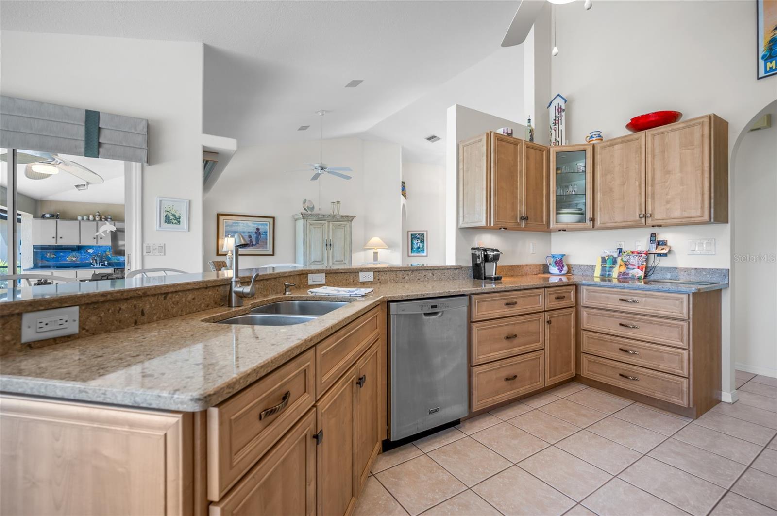 8207 LAKESIDE DR, ENGLEWOOD, FL, 34224