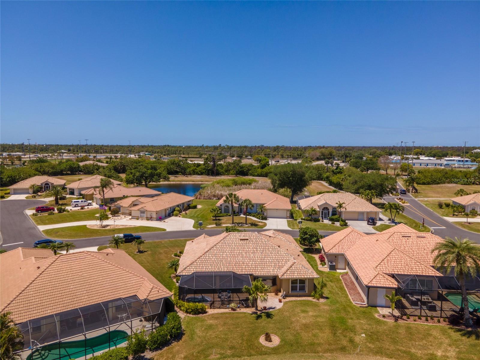 8207 LAKESIDE DR, ENGLEWOOD, FL, 34224