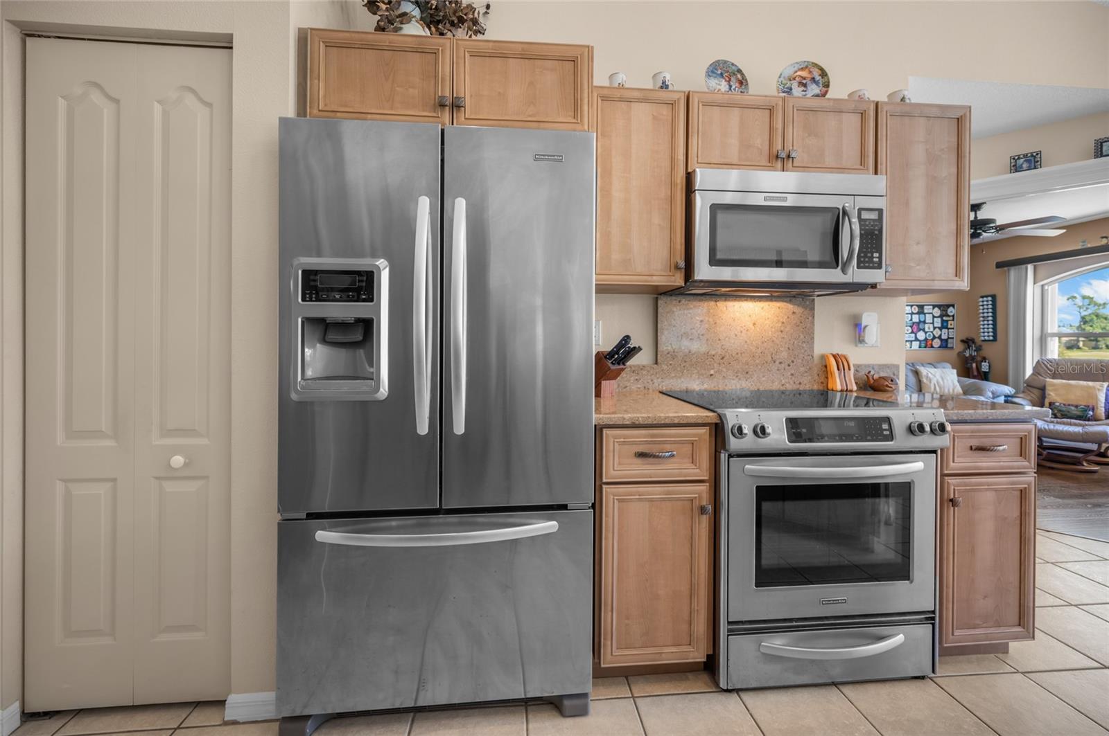 8207 LAKESIDE DR, ENGLEWOOD, FL, 34224