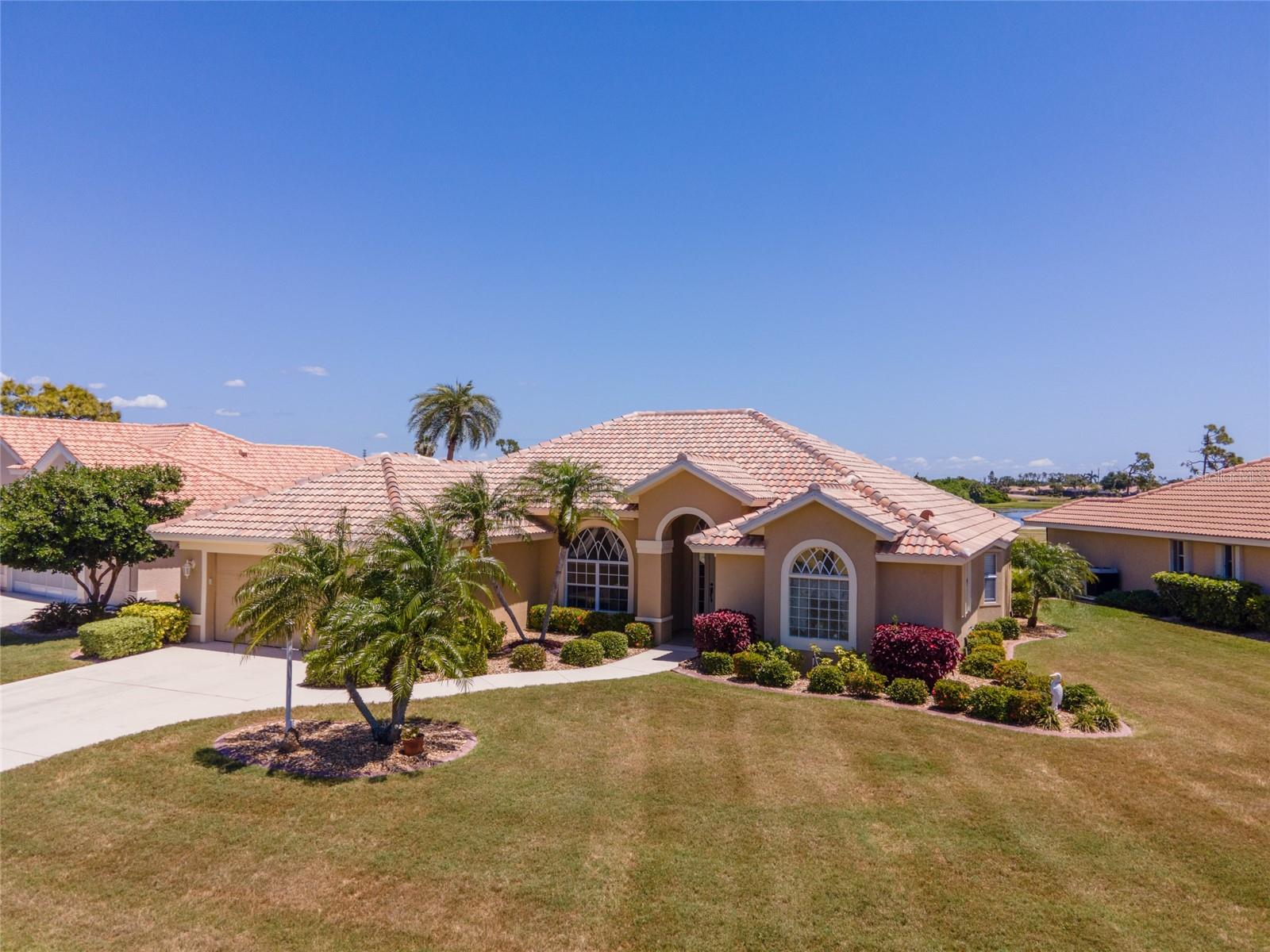 8207 LAKESIDE DR, ENGLEWOOD, FL, 34224