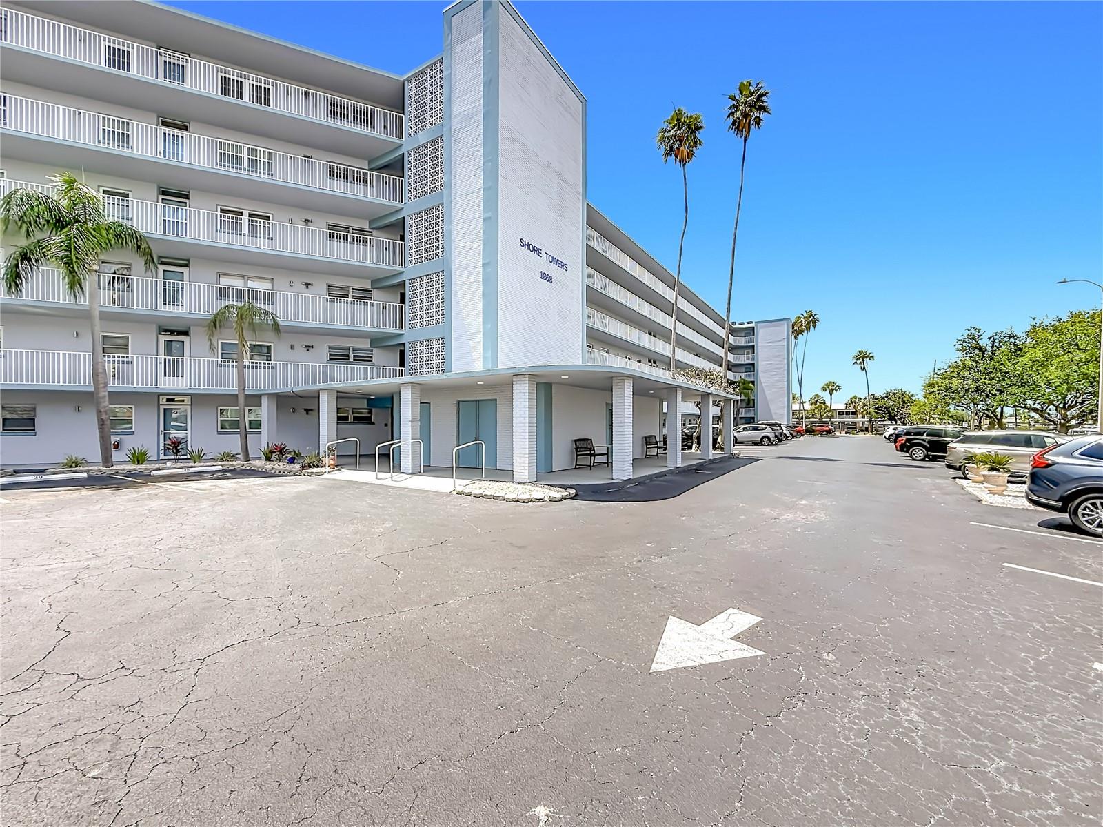 1868 SHORE DR S #503, SOUTH PASADENA, FL, 33707