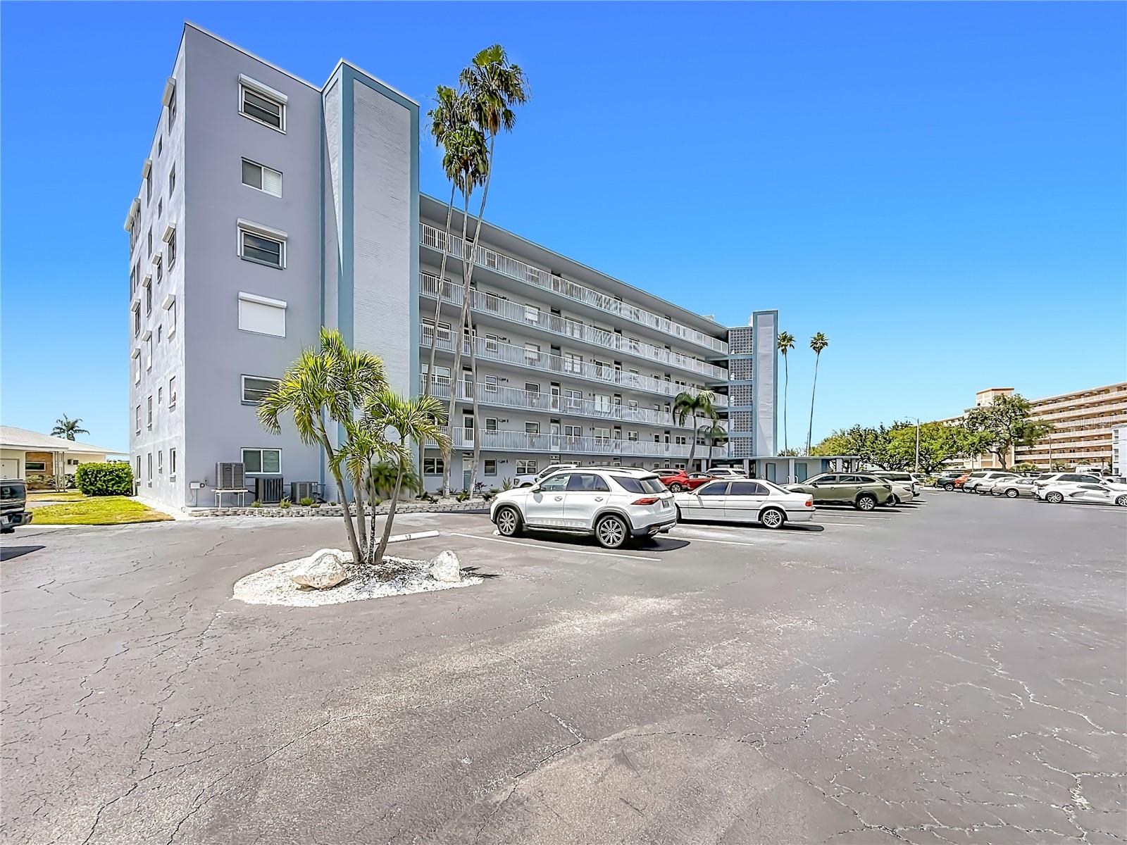 1868 SHORE DR S #503, SOUTH PASADENA, FL, 33707