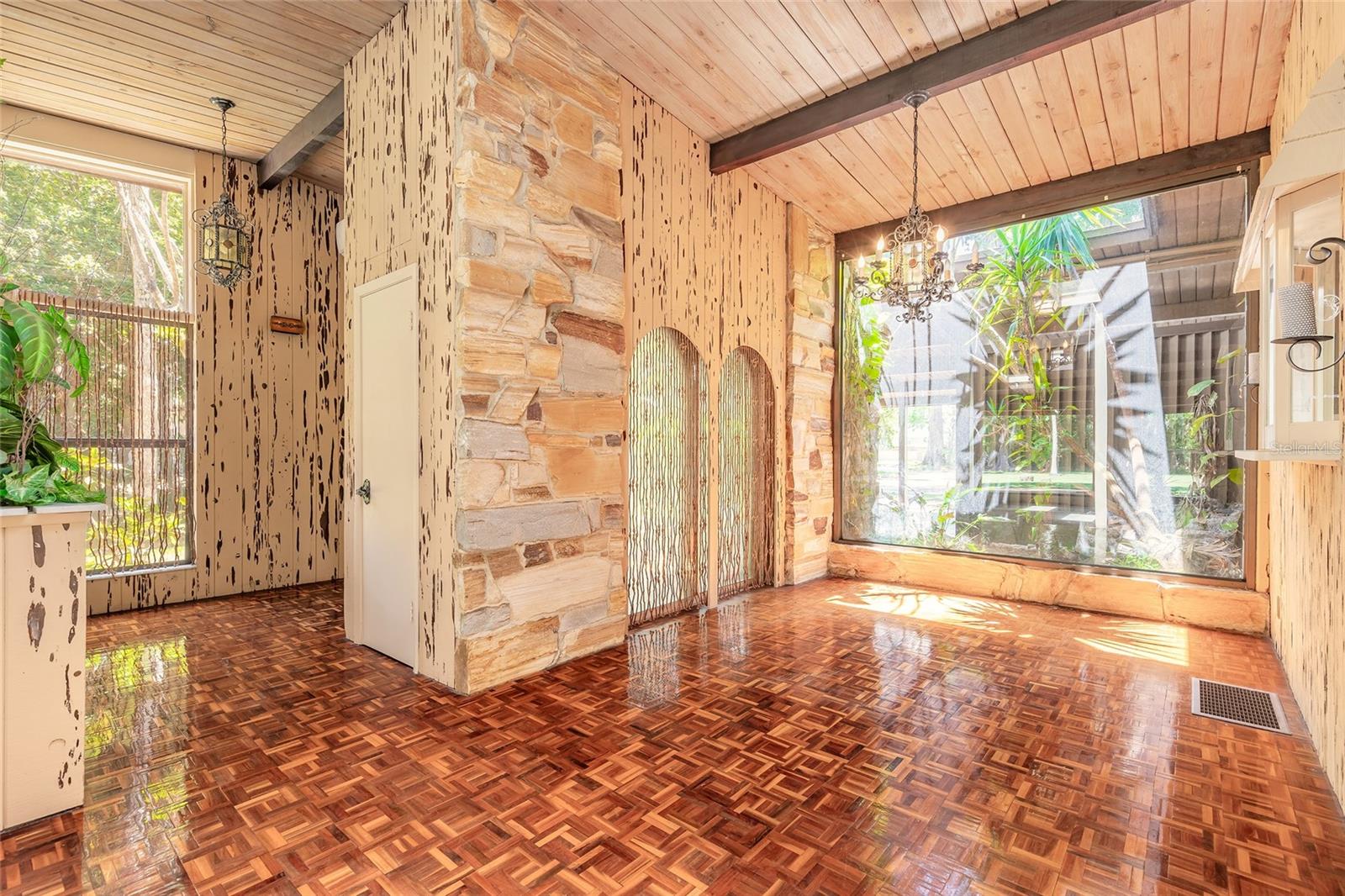 2811 SAULS ST, SOUTH DAYTONA, FL, 32119