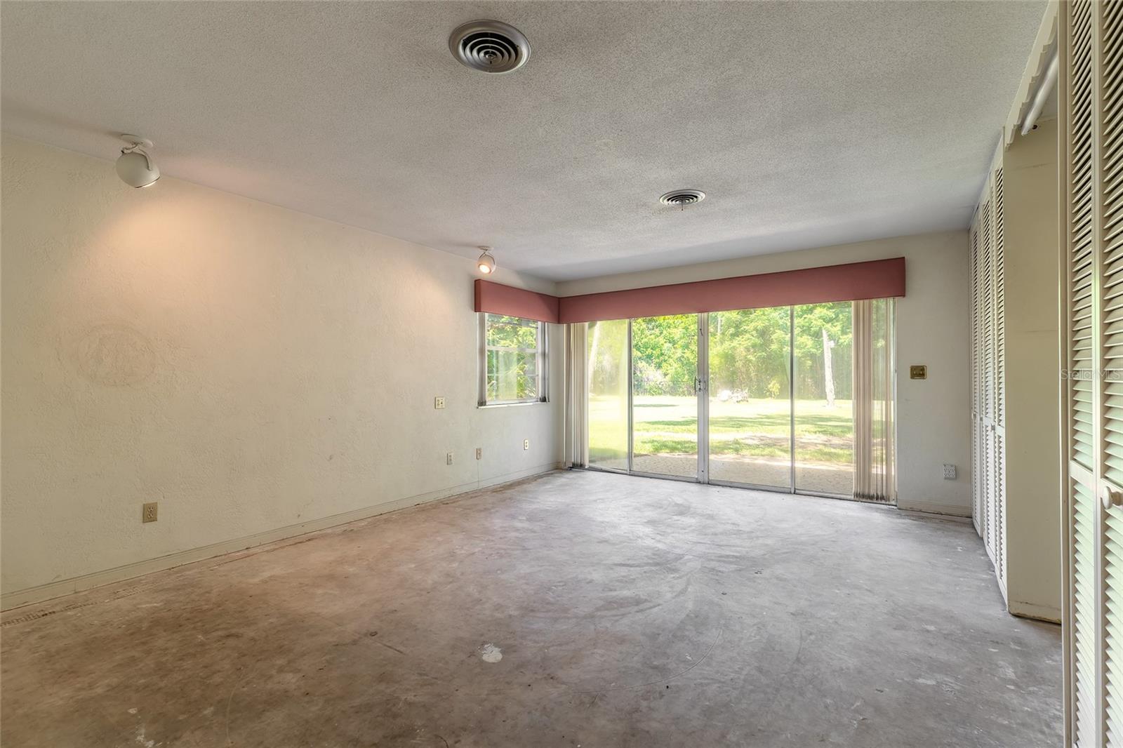 2811 SAULS ST, SOUTH DAYTONA, FL, 32119