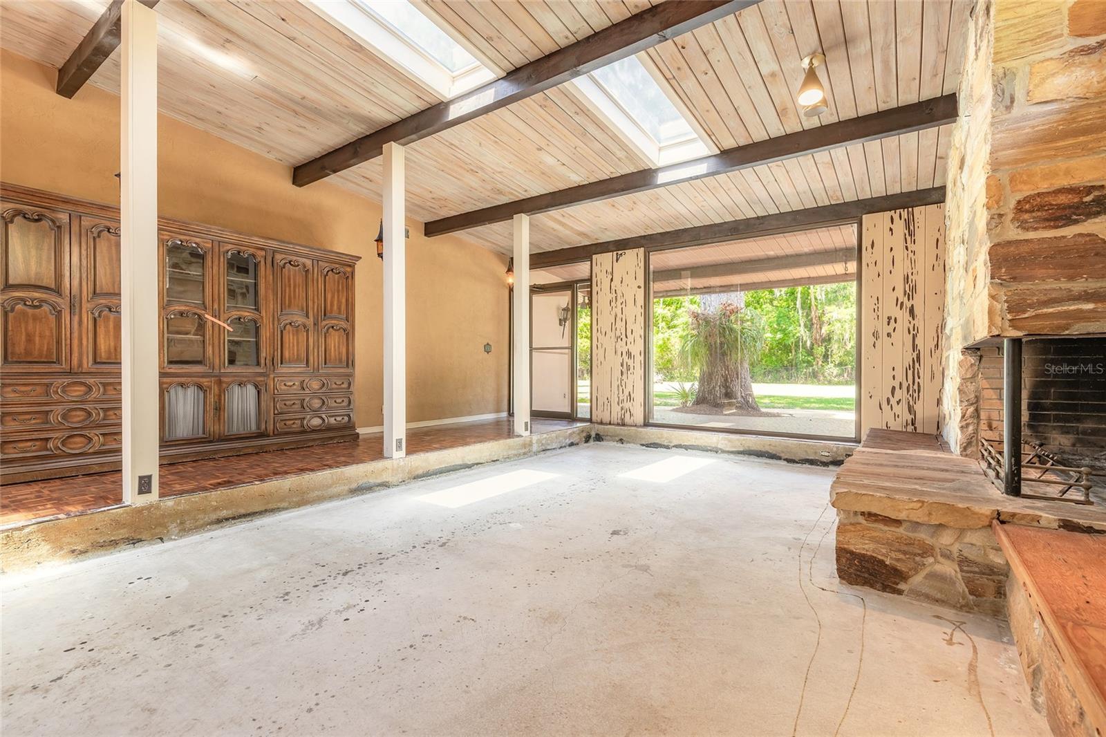 2811 SAULS ST, SOUTH DAYTONA, FL, 32119