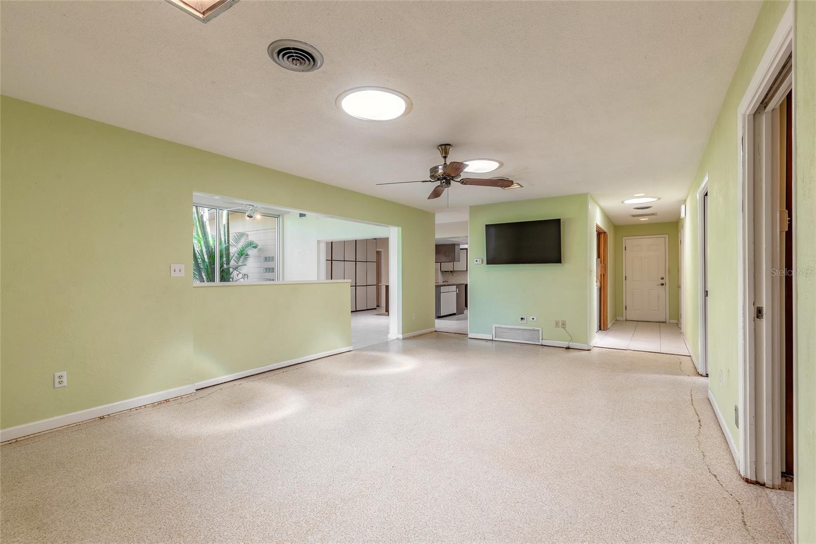 2811 SAULS ST, SOUTH DAYTONA, FL, 32119