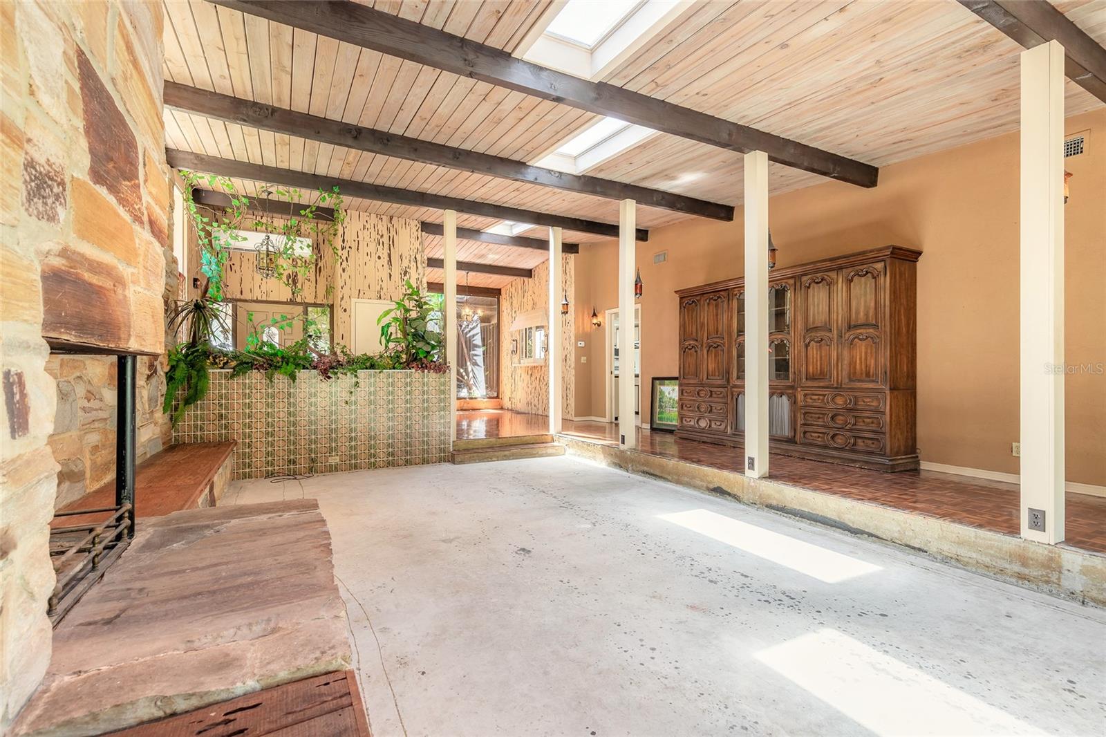 2811 SAULS ST, SOUTH DAYTONA, FL, 32119