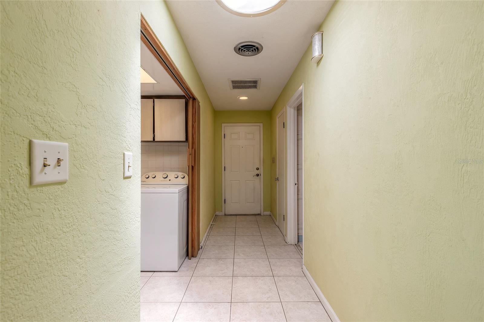 2811 SAULS ST, SOUTH DAYTONA, FL, 32119