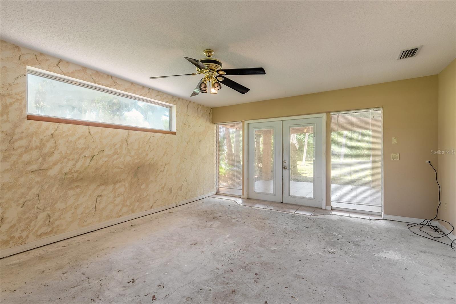 2811 SAULS ST, SOUTH DAYTONA, FL, 32119