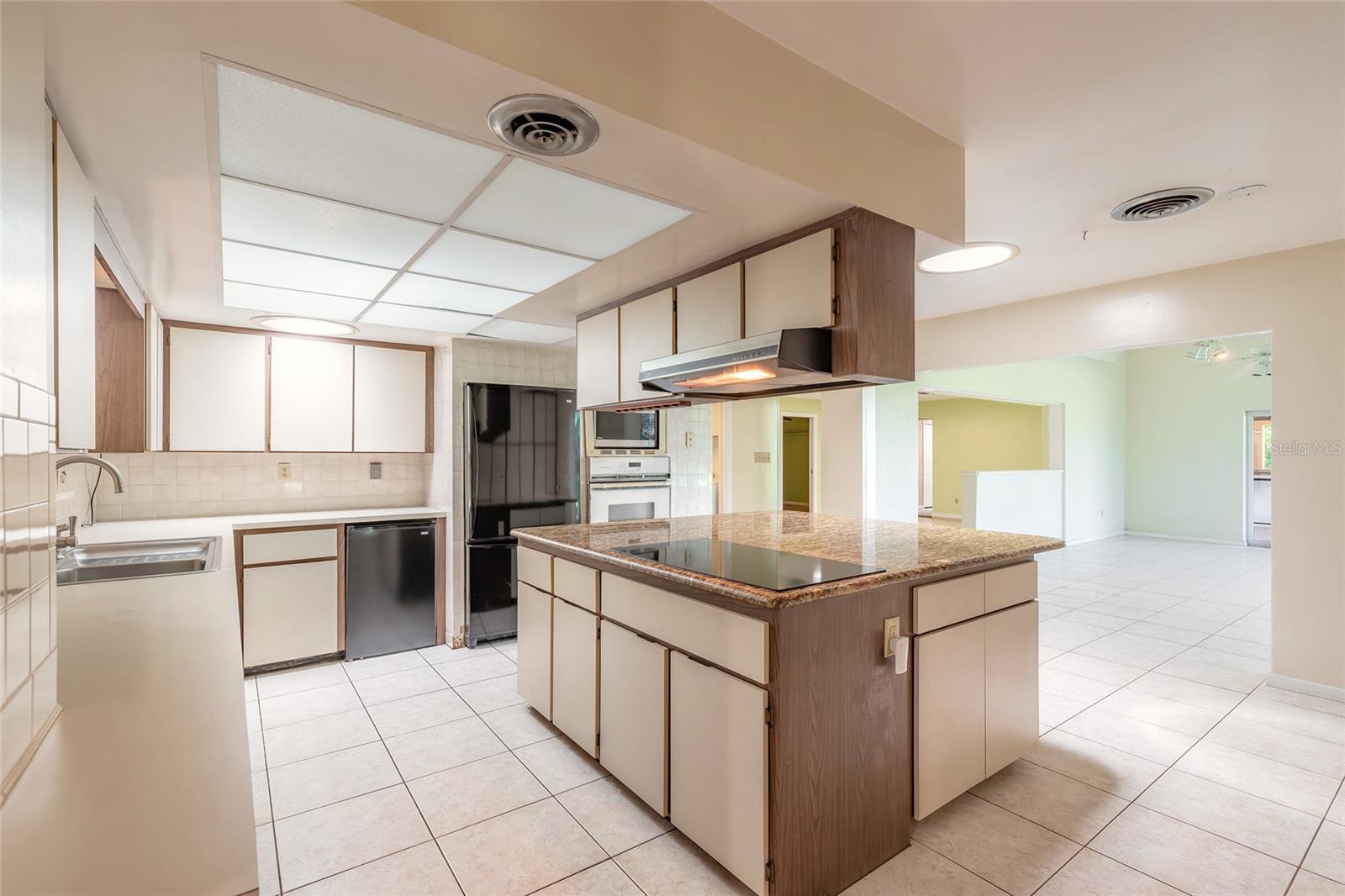 2811 SAULS ST, SOUTH DAYTONA, FL, 32119